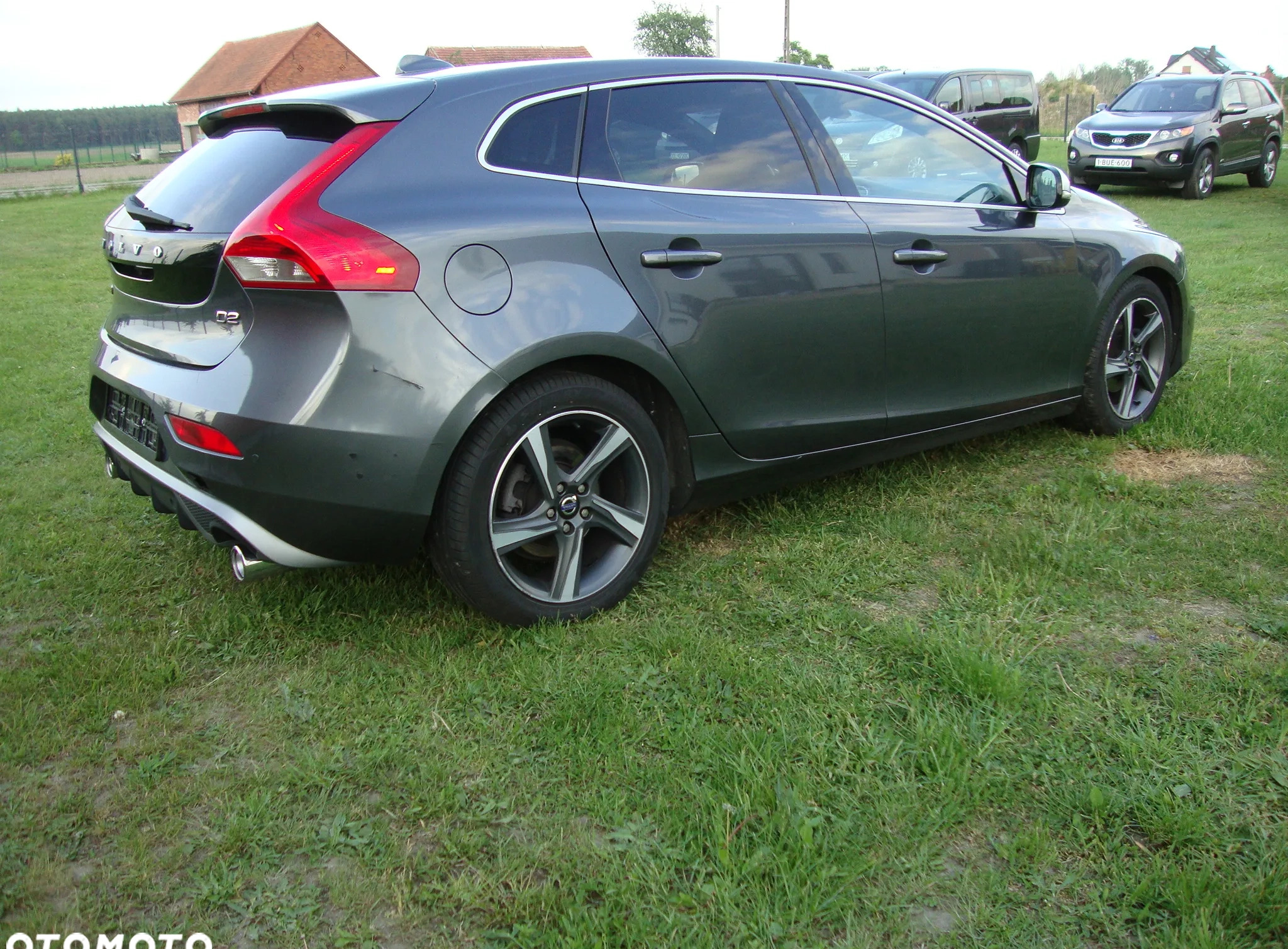 Volvo V40 cena 25900 przebieg: 219000, rok produkcji 2013 z Syców małe 562